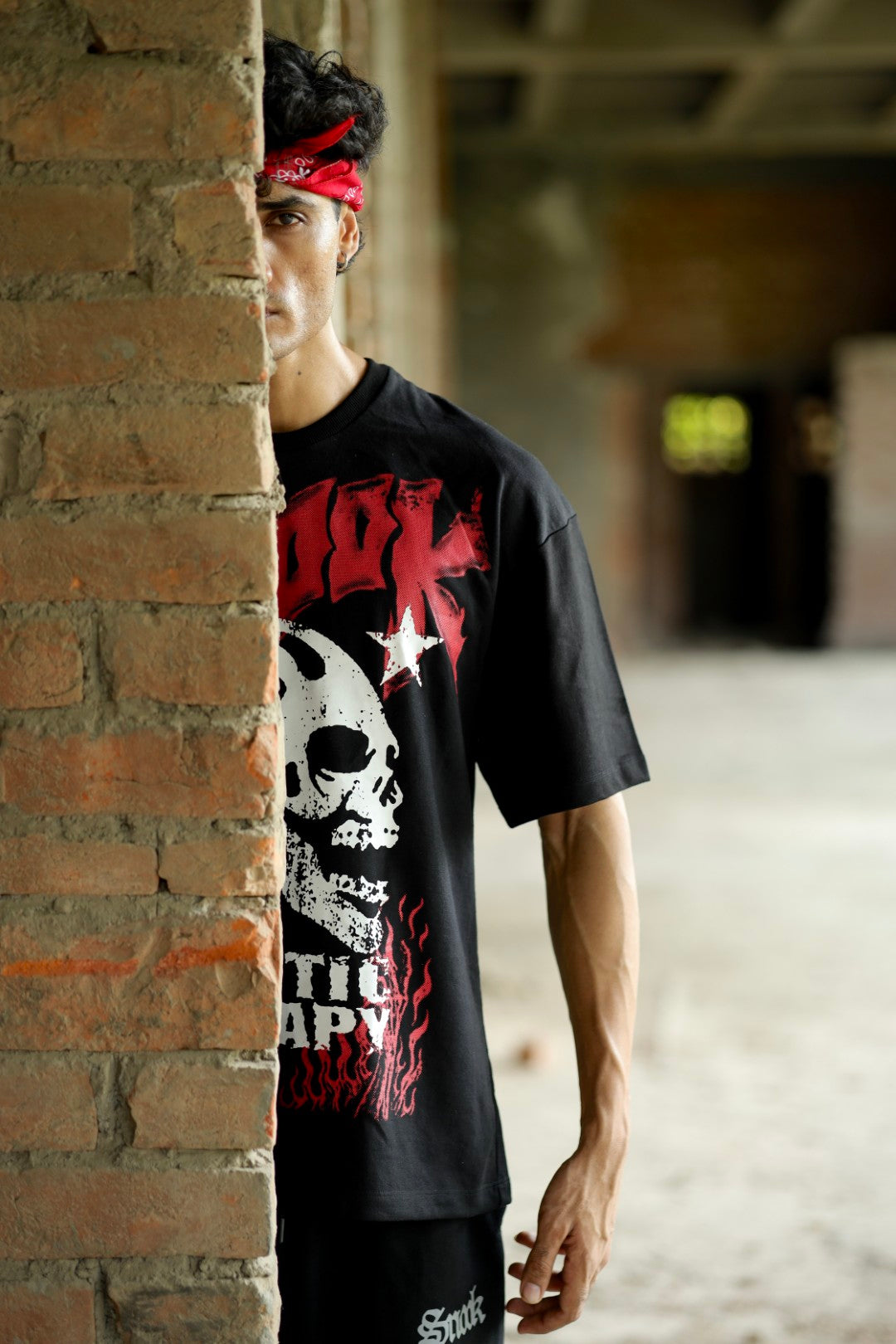 CHAOTIC THERAPY Oversized Tee