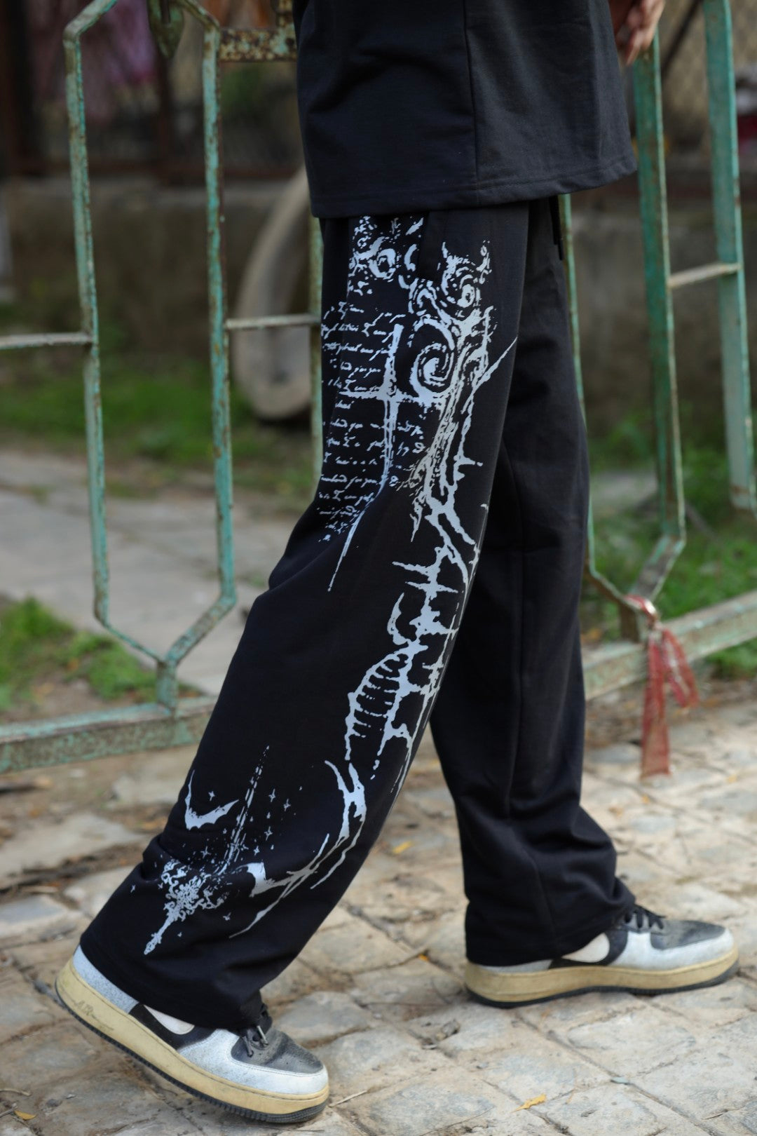 Crypt Code baggy pants