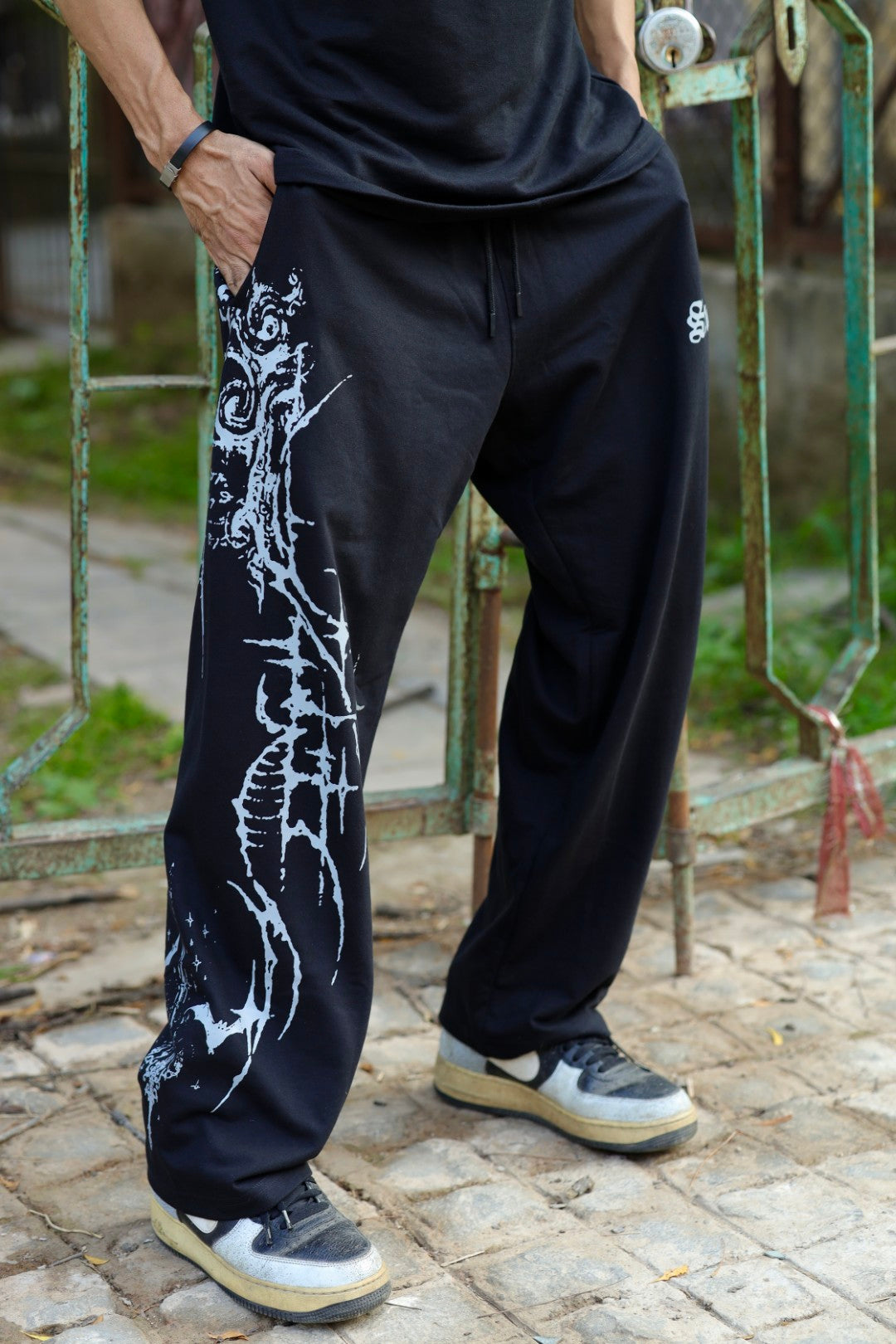 Crypt Code baggy pants